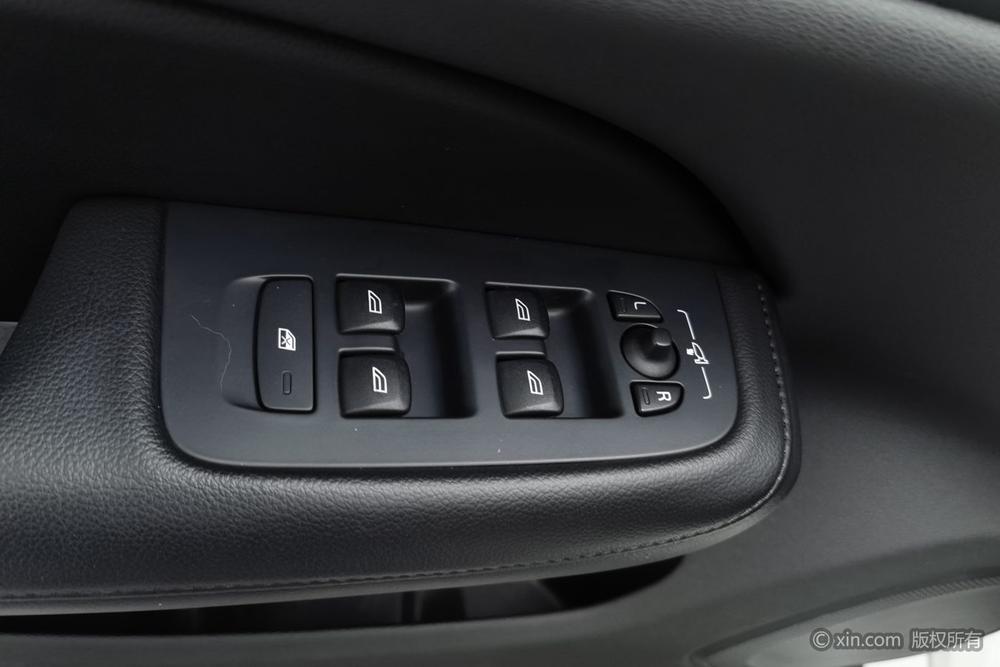 Volvo S60 2020 T4 Intelligent Refined Luxury – фото 23