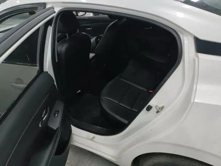 Nissan Sylphy 2023 Model 1.6L CVT Yuexiang Edition – фото 8