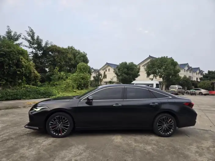 Toyota Avalon 2022 Model 2.0L XLE Exclusive Edition – фото 3
