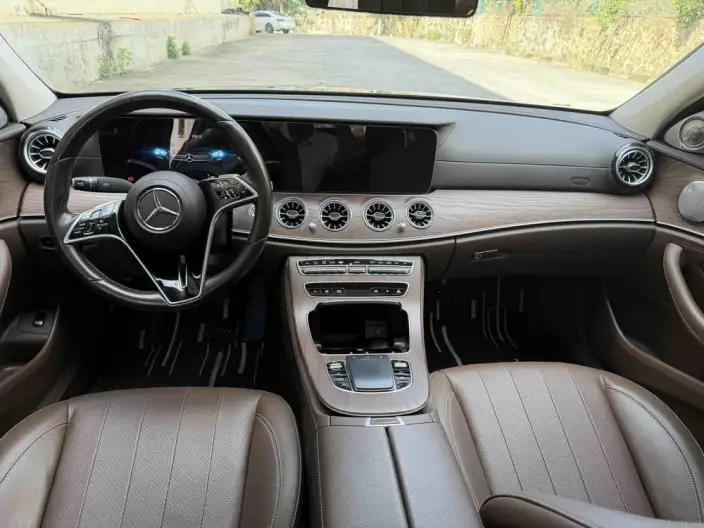 Mercedes-Benz E-Class 2022 Model Facelift II E 300 L Luxury Model sedan – фото 5