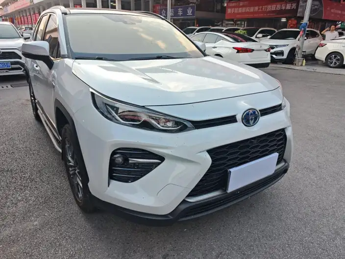 Toyota Wildlander 2023 Model Hybrid 2.5L 2WD Luxury PLUS Edition – фото 3