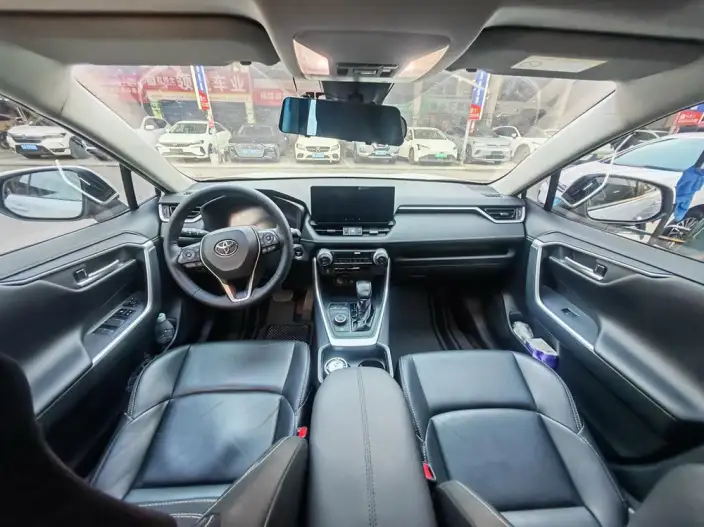 Toyota Wildlander 2023 Model Hybrid 2.5L 2WD Luxury PLUS Edition – фото 7