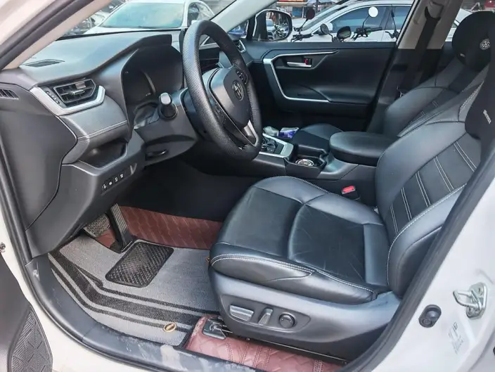 Toyota Wildlander 2023 Model Hybrid 2.5L 2WD Luxury PLUS Edition – фото 8