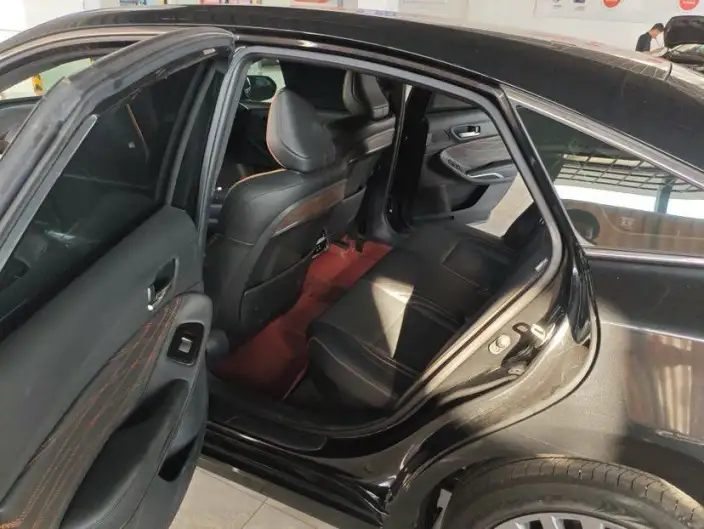 Toyota Avalon 2024 Model Intelligent Hybrid 2.0L E-CVT Deluxe Edition – фото 9