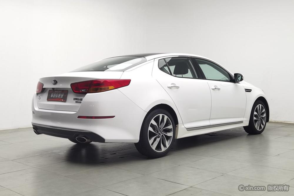 Kia K5 2015 модификация 2.0L автоматическое LUX