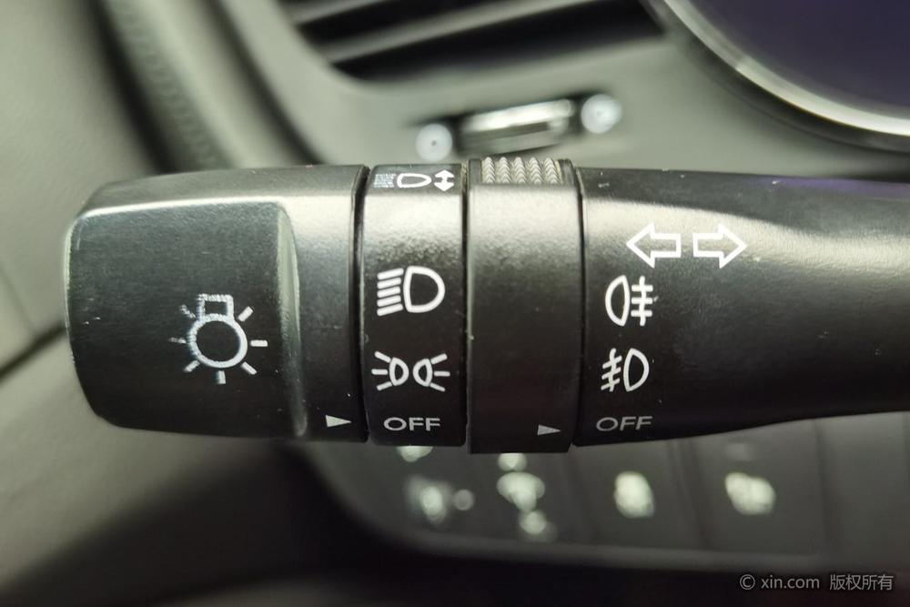 Kia K5 2015 модификация 2.0L автоматическое LUX – фото 16