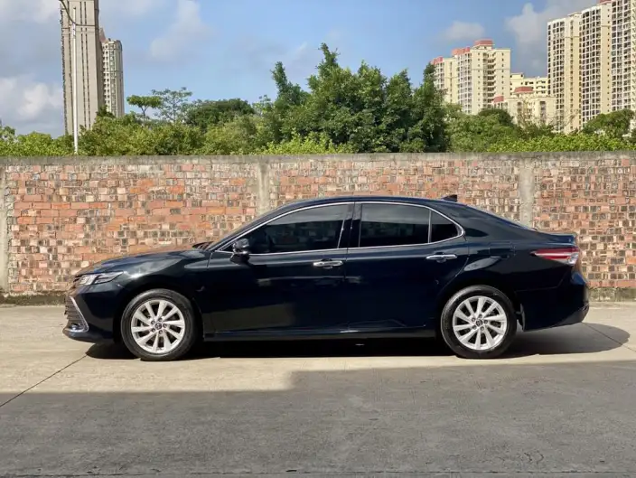 Toyota Camry 2021 Model 2.0G Deluxe Edition – фото 3