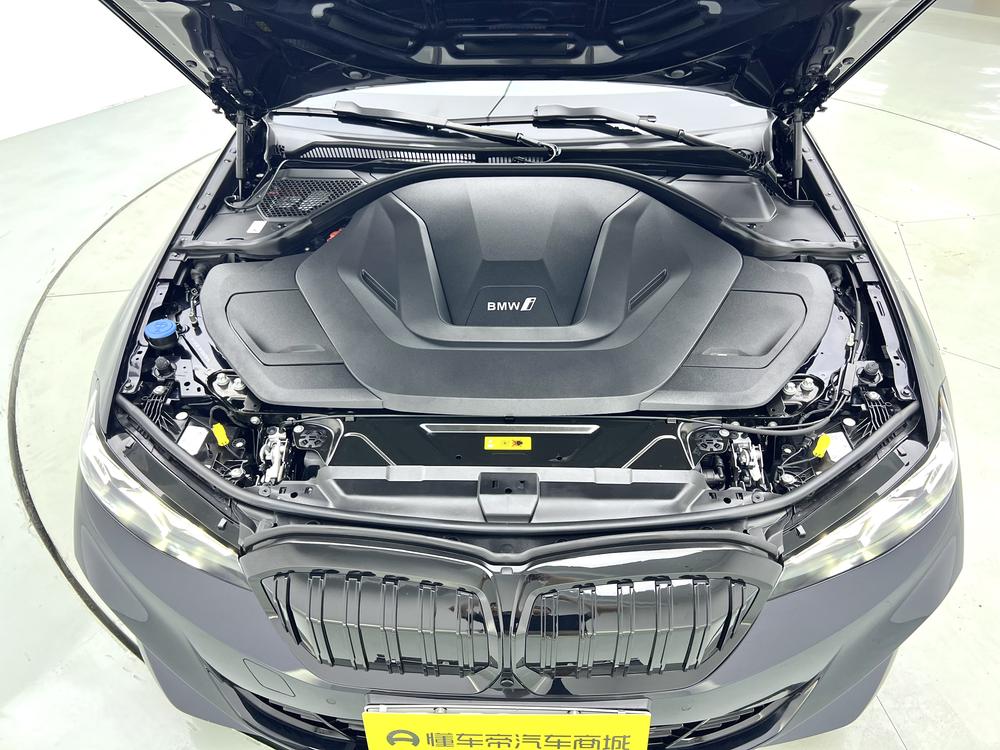 BMW i3 2023 eDrive35 L – фото 10