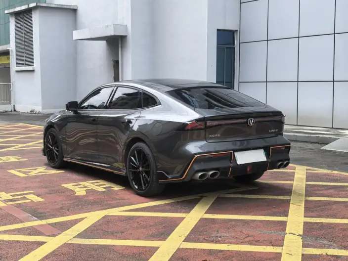 Changan UNI-V 2022 Model 1.5T Sports Edition – фото 5