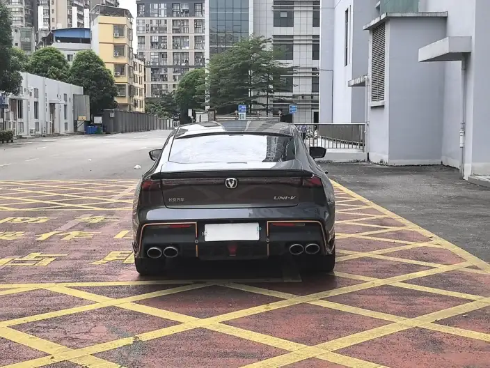 Changan UNI-V 2022 Model 1.5T Sports Edition – фото 6