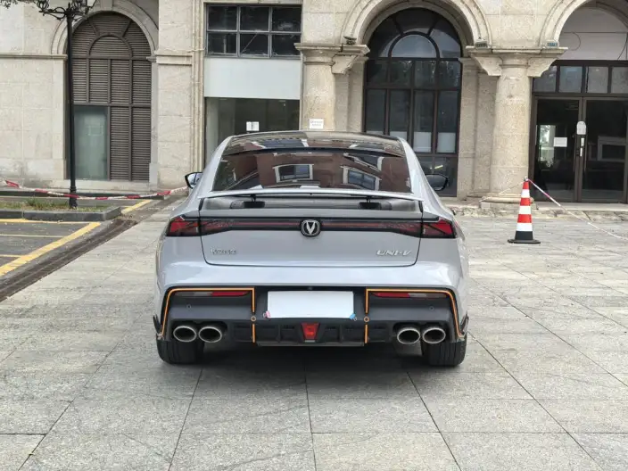 Changan UNI-V 2022 Model 1.5T Sports Edition – фото 6