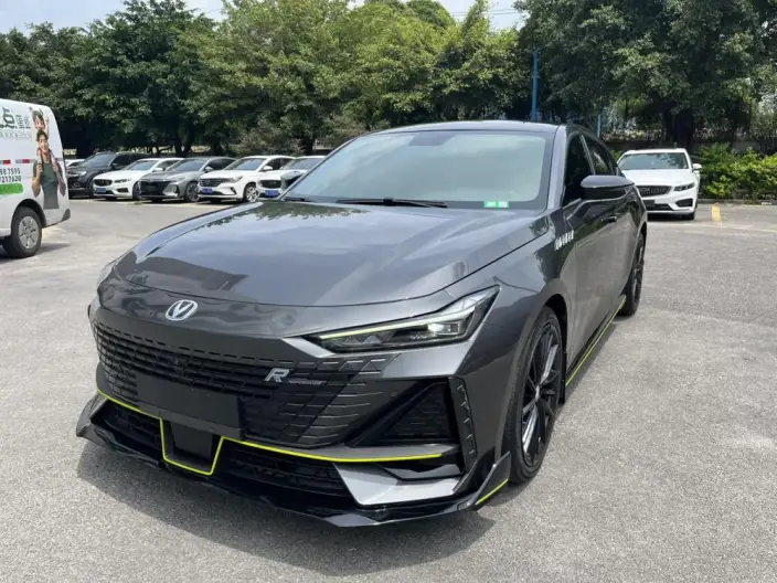 Changan UNI-V 2022 Model 1.5T Sports Edition