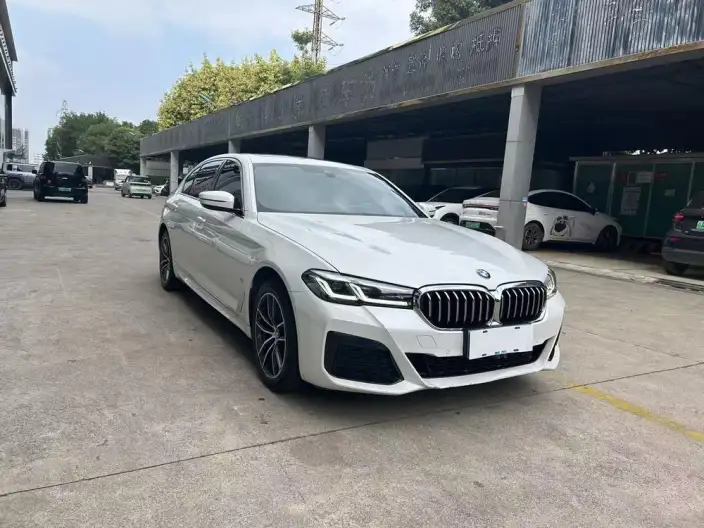BMW 5 Series 2022 Model Facelift II 525Li M Sports Set