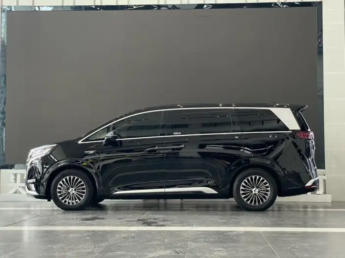 DENZA D9 DM 2025 Model Smart Driving Edition 1100 Luxury Model