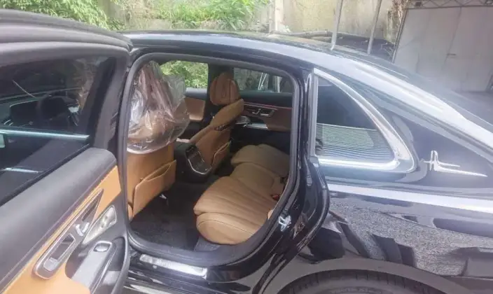 Mercedes-Benz E-Class 2024 Model E 300 L Luxury Model sedan – фото 8