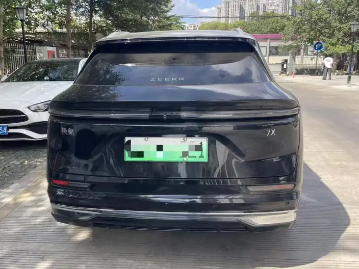 ZEEKR 7X 2026 Model 103kWh Rear Drive Max Edition