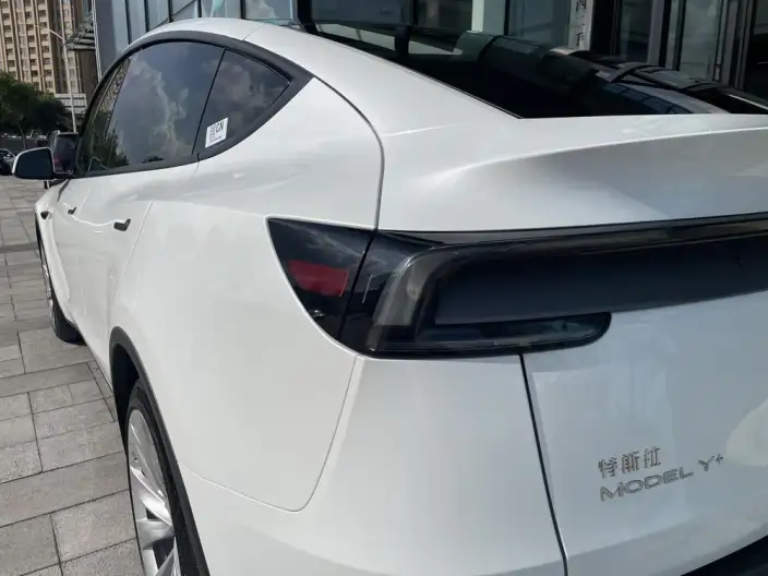 Model Y 2025 Model Facelift Long Battery Life Pro All-wheel drive version – фото 7