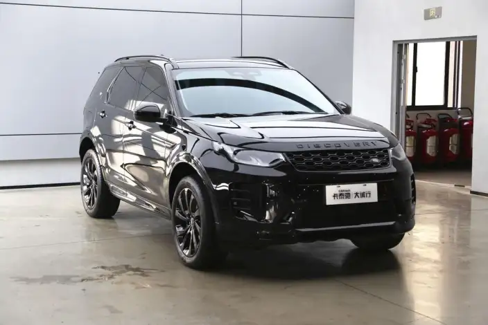 Land Rover Discovery Sport 2024 Model 249PS R-Dynamic SE Performance Technology Edition 5 seat