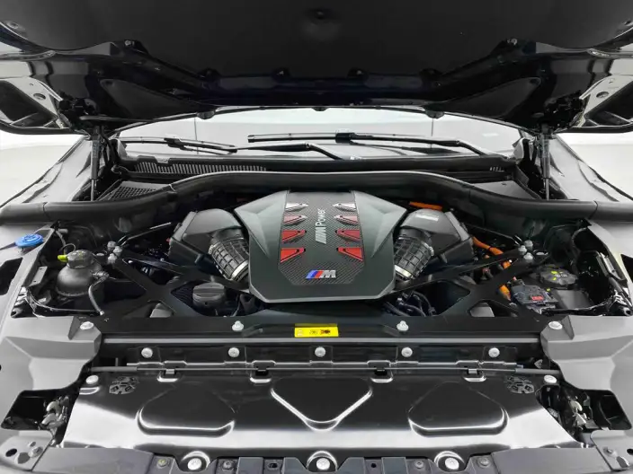 BMW XM 2023 Model 4.4T Standard Model – фото 5