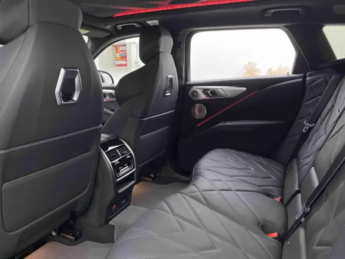 BMW XM 2023 Model 4.4T Standard Model – фото 34