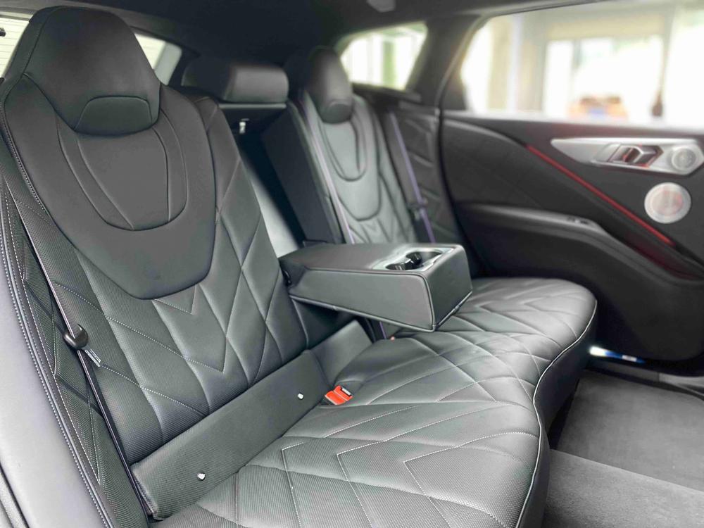 BMW XM Раздел 2023 4.4T Standard type – фото 40