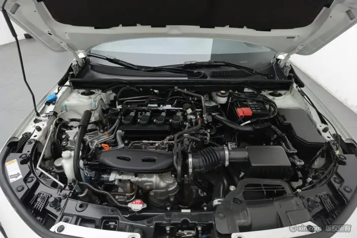 Honda Civic 2022 Model 240TURBO CVT Combustion Edition – фото 5