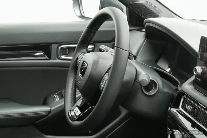 Honda Civic 2022 Model 240TURBO CVT Combustion Edition – фото 9