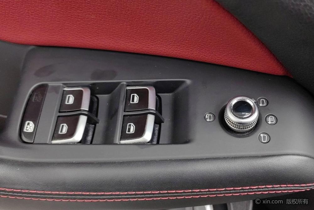 Audi Q5 2017 Plus 40 TFSI Technology – фото 23