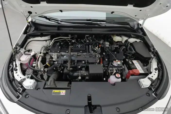 Toyota Corolla 2026 Model Intelligent Hybrid 1.8L E-CVT Elite Edition – фото 5