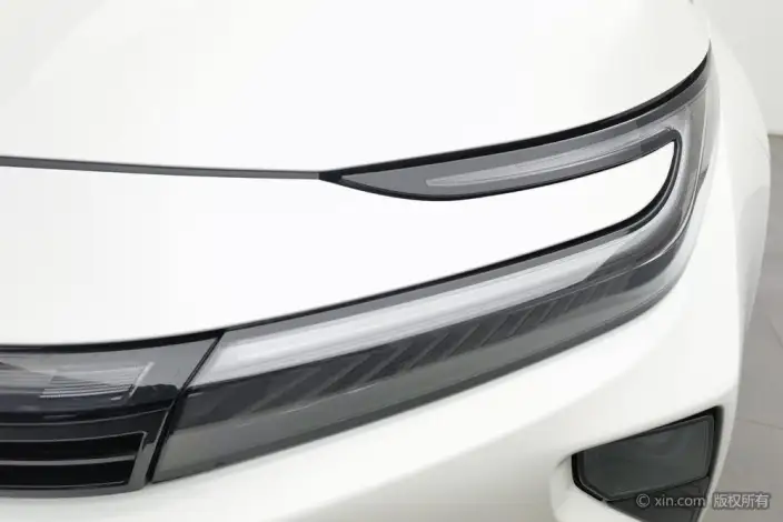 Toyota Corolla 2026 Model Intelligent Hybrid 1.8L E-CVT Elite Edition – фото 7