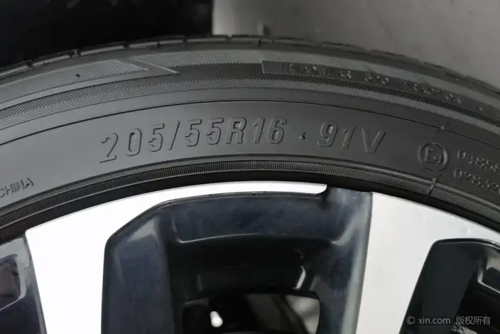 Toyota Corolla 2026 Model Intelligent Hybrid 1.8L E-CVT Elite Edition – фото 10
