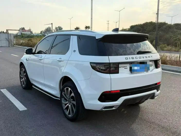Land Rover Discovery Sport 2022 Model 249PS R-Dynamic S Performance version 5 seat
