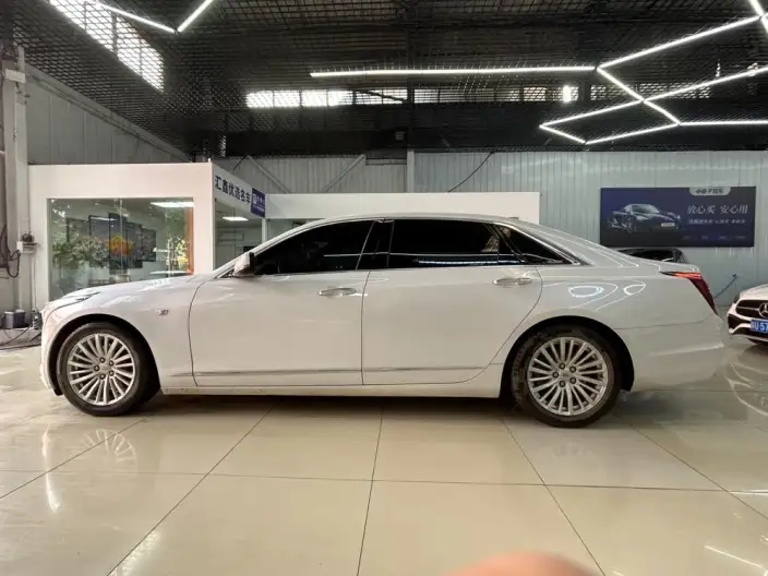 Cadillac CT6 2022 Model 28T Luxury Model
