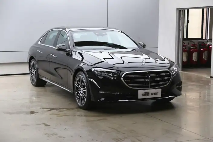 Mercedes-Benz E-Class 2026 Model E 300 L Fashion Model sedan – фото 3