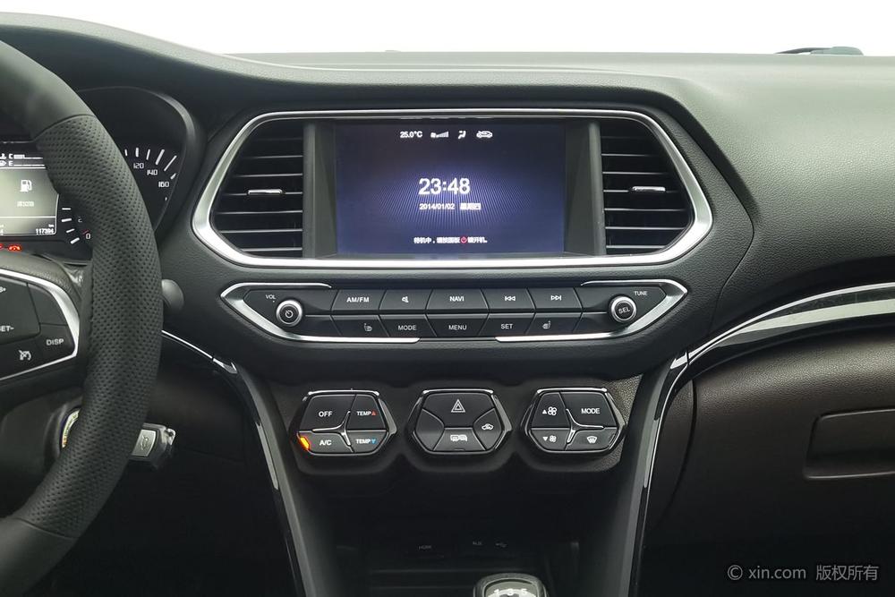 GAC Trumpchi GS4 2015 200T Manual Luxury – фото 12