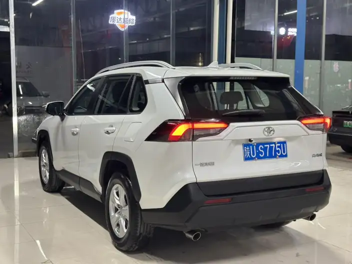 Toyota RAV4 2022 Model 2.0L CVT 2WD Urban Edition