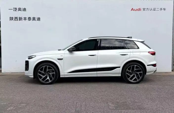 AUDI Q6L e-tron 2026 Model First Edition Pilot Edition