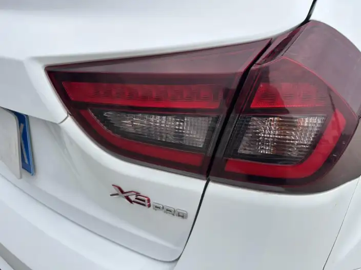 Geely Vision X3 2021 Model PRO 1.5L CVT Noble Model – фото 10