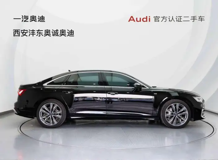 Audi A6L 2024 Model 45 TFSI quattro Exclusive Dynamic Model – фото 5