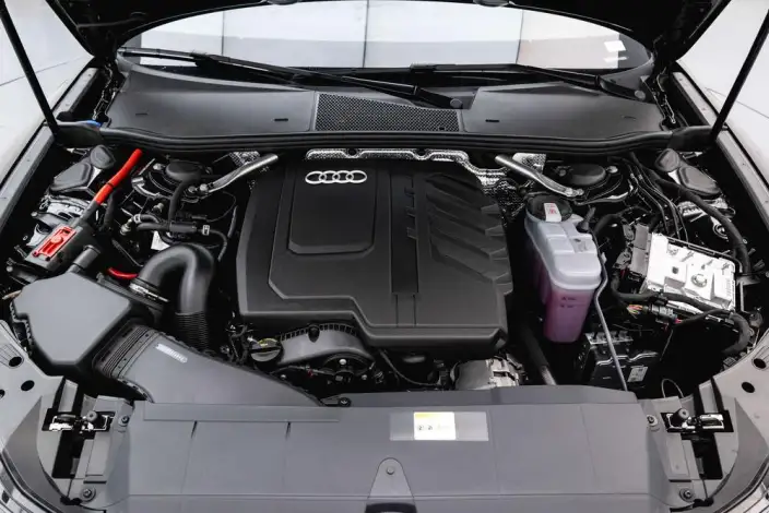 Audi A6L 2024 Model 45 TFSI quattro Exclusive Dynamic Model – фото 6
