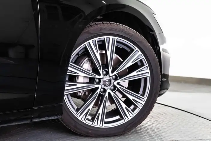 Audi A6L 2024 Model 45 TFSI quattro Exclusive Dynamic Model – фото 10