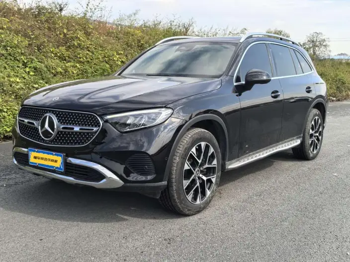Mercedes-Benz GLC 2024 Model Facelift GLC 260 L 4MATIC Luxury Model 5 seat – фото 1