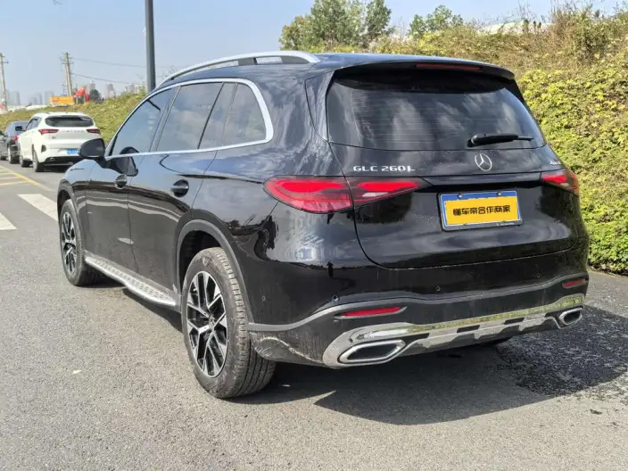 Mercedes-Benz GLC 2024 Model Facelift GLC 260 L 4MATIC Luxury Model 5 seat – фото 4