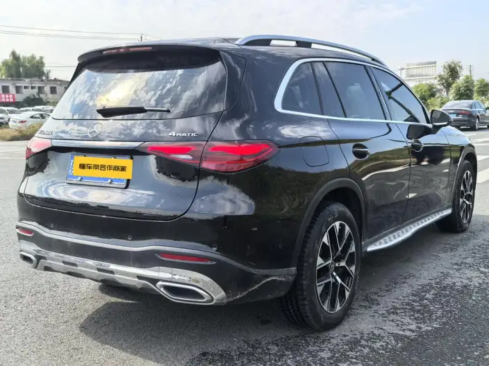Mercedes-Benz GLC 2024 Model Facelift GLC 260 L 4MATIC Luxury Model 5 seat – фото 6