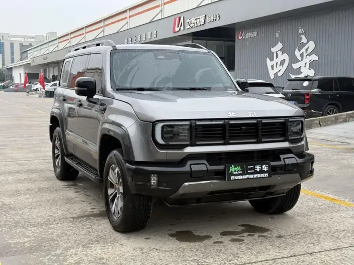 BAIC BJ40 2024 Model City Hunter Edition 2.0T Automatic 4WD Supreme Model