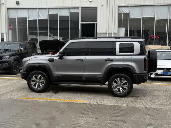 BAIC BJ40 2024 Model City Hunter Edition 2.0T Automatic 4WD Supreme Model