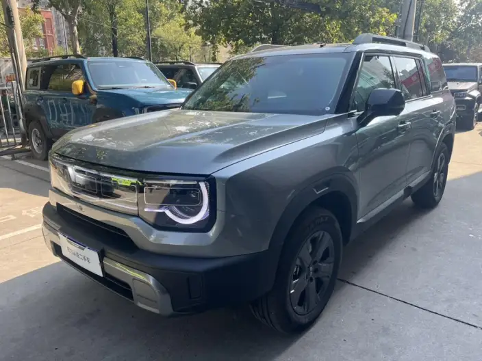 BAIC BJ30 2027 Model Traveler 1.5T DCT Standard Edition