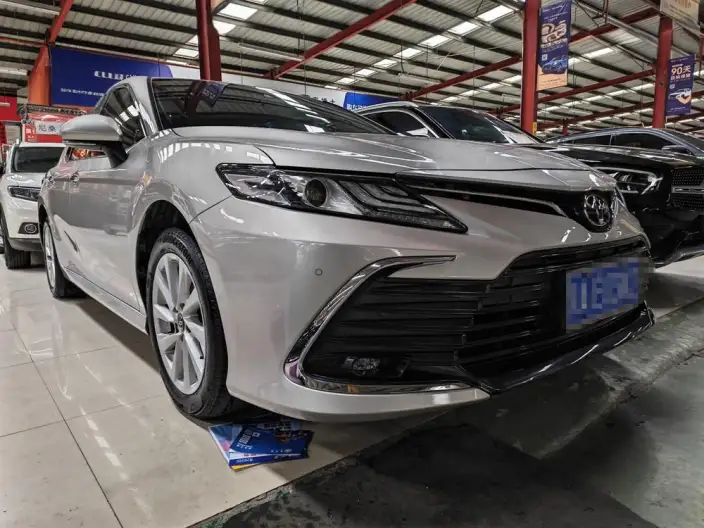 Toyota Camry 2023 Model 2.0G Deluxe Edition
