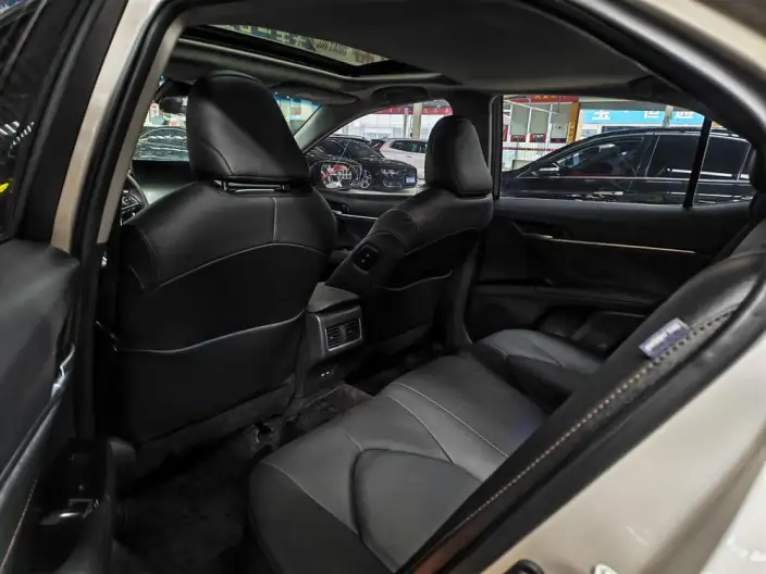 Toyota Camry 2023 Model 2.0G Deluxe Edition – фото 9
