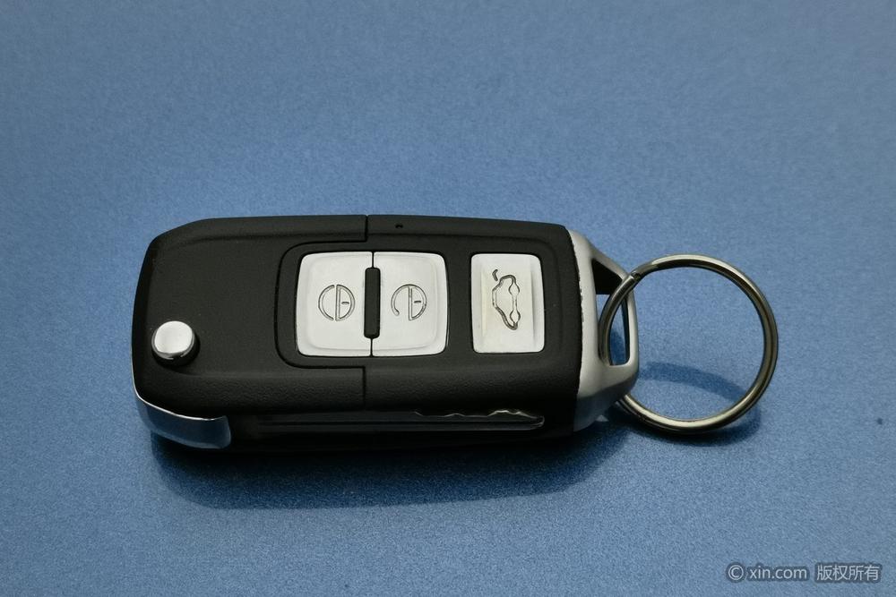 Senya R9 Модель 2018 года 1.2T Manual Luxury Smart Style – фото 6